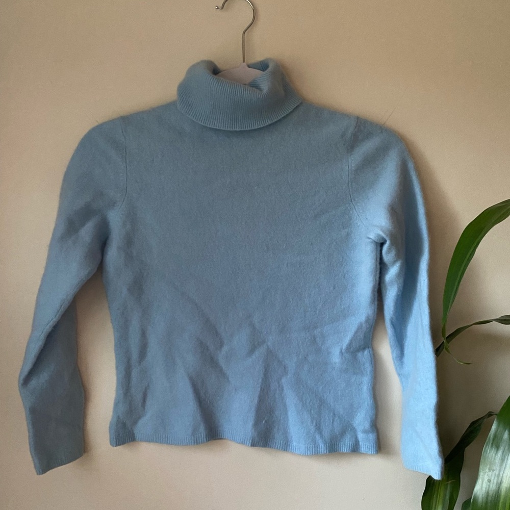 Madison baby blue Cashmere turtleneck sweater